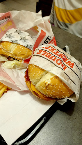 Carl's Jr - Guayaquil