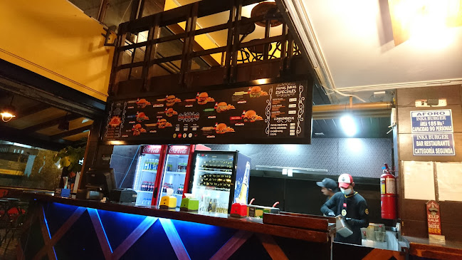 Av. Naciones Unidas E9-08 y, Quito 170102