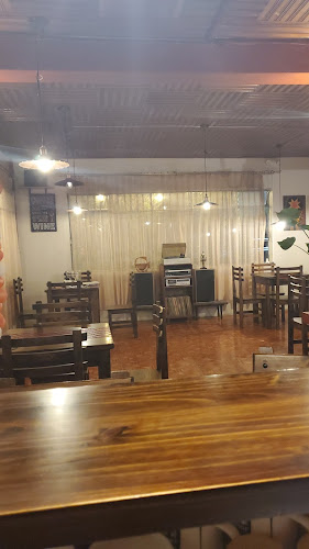 Miguel Riofrío 166- 22, Loja 110150