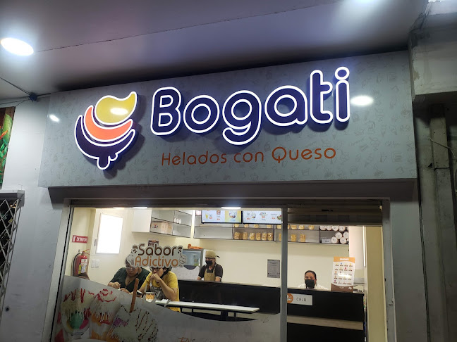 Victor Emilio Estrada, Guayaquil 090511