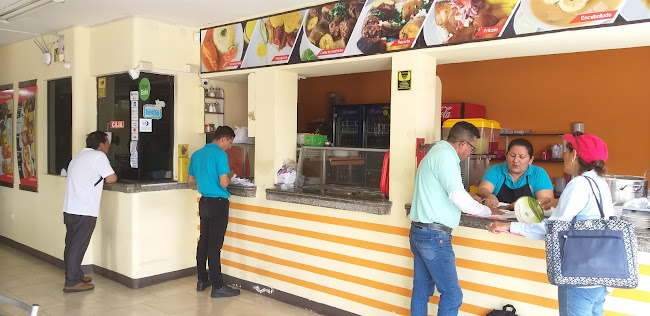 diagonal a la PRIMAX, Av. Francisco de Orellana, Guayaquil 090607