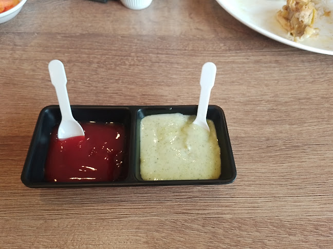 Avenida 1 De Mayo y, Av. Doce de Octubre, Cuenca 010201