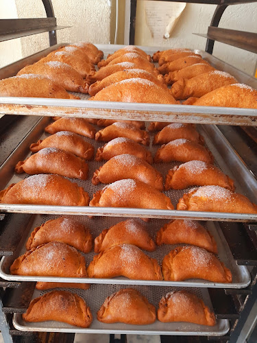 Comentarii opinii despre Panadería y Pastelería "El Punto del Sabor"