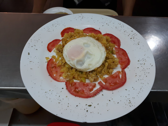 Av. Naciones Unidas, Quito 170135