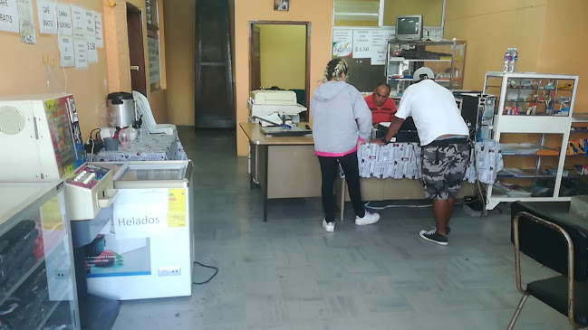 Opinii despre Heladeria y copiadora feue în Quito - Gastronomía y hostelería