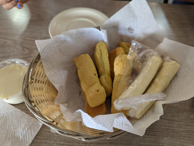 Opinii despre Horno de Bizcochos Abuelita EDE în Tabacundo - Gastronomía y hostelería