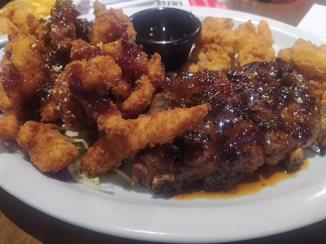 Av. Naciones Unidas, Quito 170102