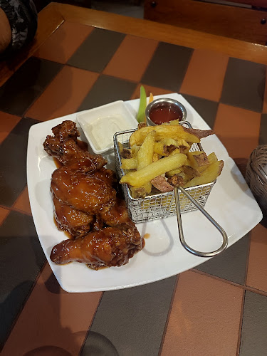 WILO'S Pizzeria-Restaurante - Nueva Aurora