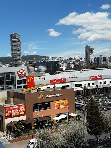 Avenida Amazonas, y, Quito 170135