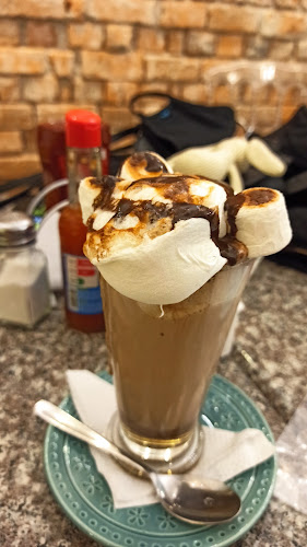 Opinii despre Café Del Parque în Cuenca - Gastronomía y hostelería