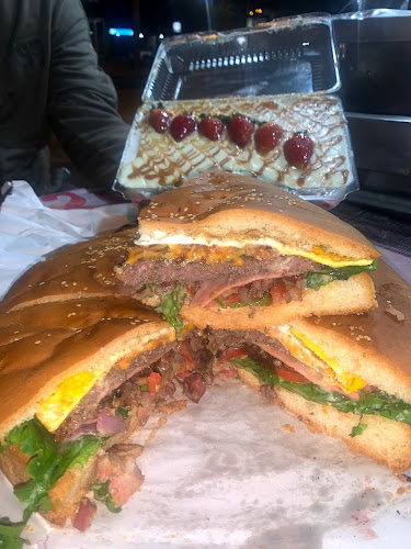 HAMBURGUESAS RUEDA DE CAMIÓN