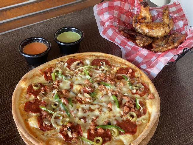 Vecinos Pizza - Gastronomía y hostelería