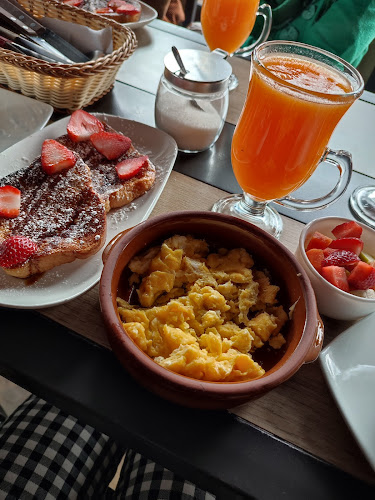 Opinii despre Casa Fiorella - Cafetería în Quito - Gastronomía y hostelería