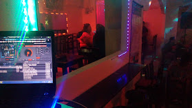 Liv It Up BarKaraokeDiscotk