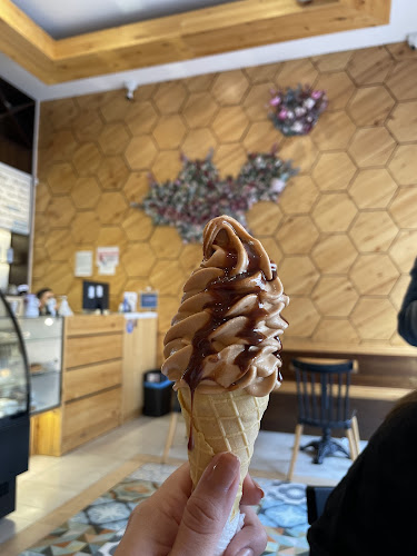 HELADOS LA TIENDA Parque Calderon - Gastronomía y hostelería