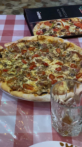 Genoa Restaurante - Crucita