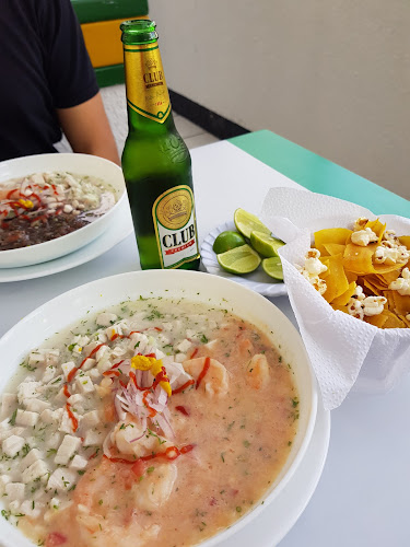 RGP9+2R8, Av. Tomás de Berlanga, Quito 170137