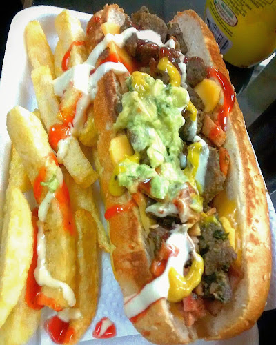 Demetrio Aguilera Malta Mzna. 837, Villa 4, Guayaquil 090508