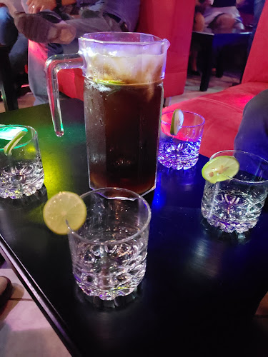 Comentarii opinii despre Bar karaoke "RED BAR"