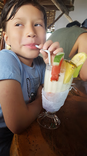 Comentarii opinii despre Malecón Bar Rumba Herencia