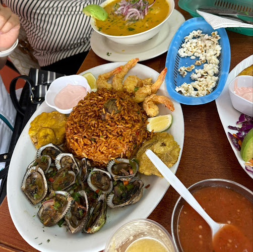 Comentarii opinii despre Cevichería El Ostión