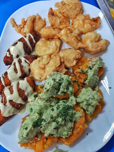 Tierra, Oro y Mar Cevichería - Otavalo