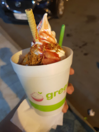 Av 8 de abril y calle, Déleg