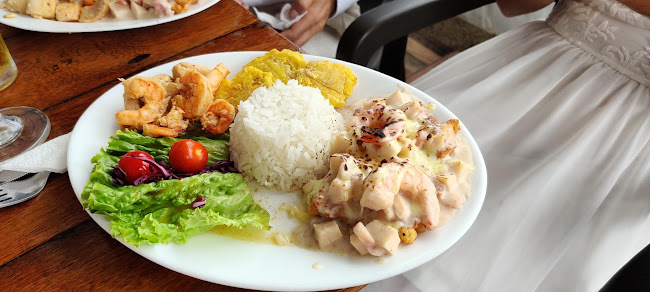 El Viejo y El Mar Hostal y Restaurante