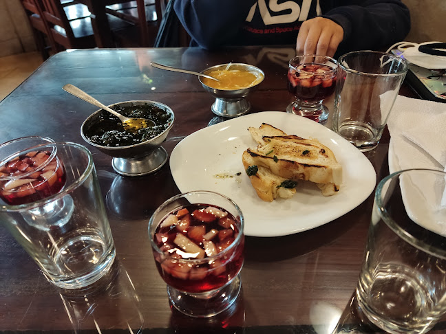 Comentarii opinii despre PARRILLADAS MAMA MICHE PARQUE 12 DE NOVIEMBRE