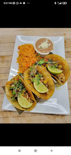 Opinii despre Rancho campestre San Patricio în Ibarra - Gastronomía y hostelería