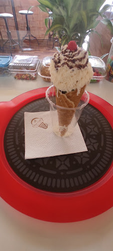 Opinii despre Heladeria y Cafetería Bajo Cero Vicentina în Quito - Gastronomía y hostelería