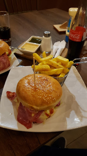 Av. Rafael Sánchez 9-86, Ibarra