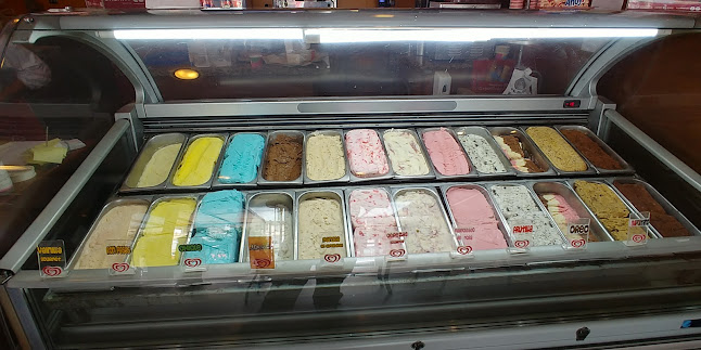 2Q3V+VC3, y Ecuador, Ramón Pinto & Colón, Loja