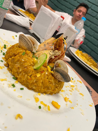 Comentarii opinii despre Ruchis Moros & Grill