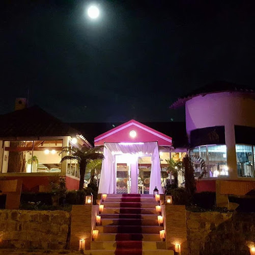 Opinii despre Los Helechos. în San Pedro de Huaca - Gastronomía y hostelería