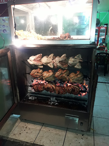 Asadero de pollos "Victoria"