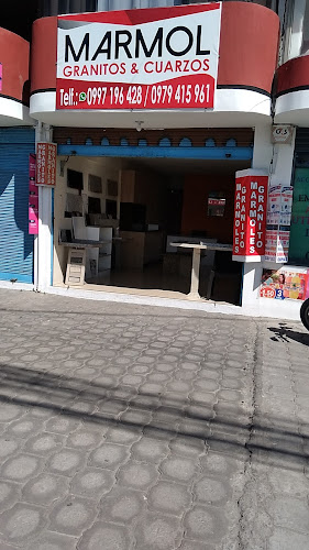 Calle, Amalia Uriguen Sn, Quito 170202