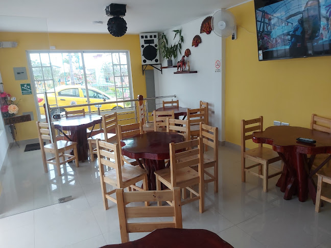 Opinii despre Parador de bebidas alcohólicas CASA MIA în San Roque - Gastronomía y hostelería