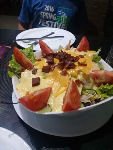 HUT CHEESE PIZZA - Gastronomía y hostelería