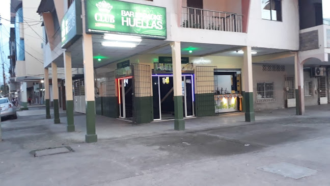 Bar Karaoke Huellas - Gastronomía y hostelería