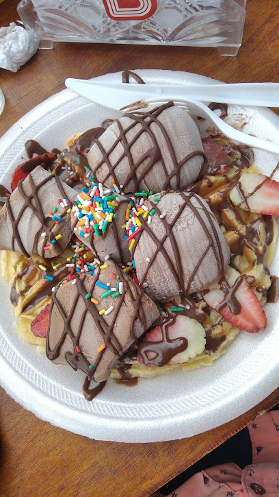 Heladería & Waffleria
