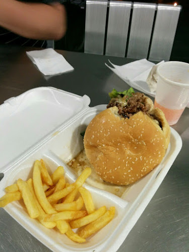 Restaurante El Buen Sabor Familial