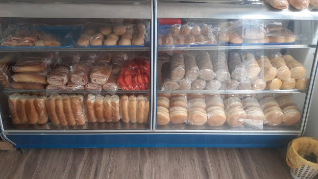 Panaderia y Pasteleria Mazapan