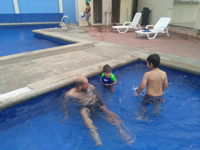 G2VR+RH7, Santa Rosa