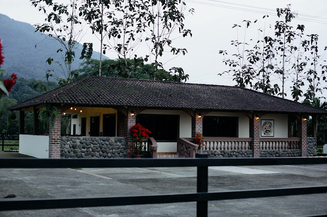 QRCG+WHF, E487, Colta