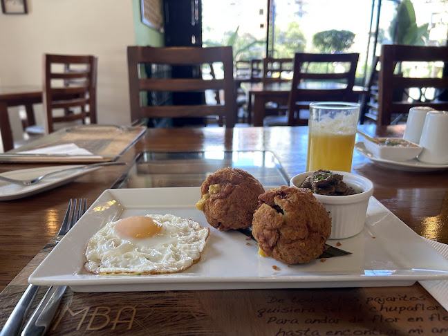 RG39+RGP, Av. Paúl Rivet, Quito 170517