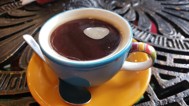 Red Rabbit Coffee Lounge