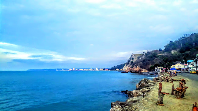 Opinii despre HOTEL MALIBU în Atacames - Gastronomía y hostelería