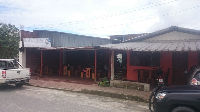 Papi Rico Cevichería - Gastronomía y hostelería