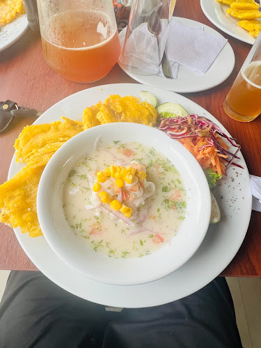 Opinii despre PIRARUCÚ în Nueva Loja - Gastronomía y hostelería